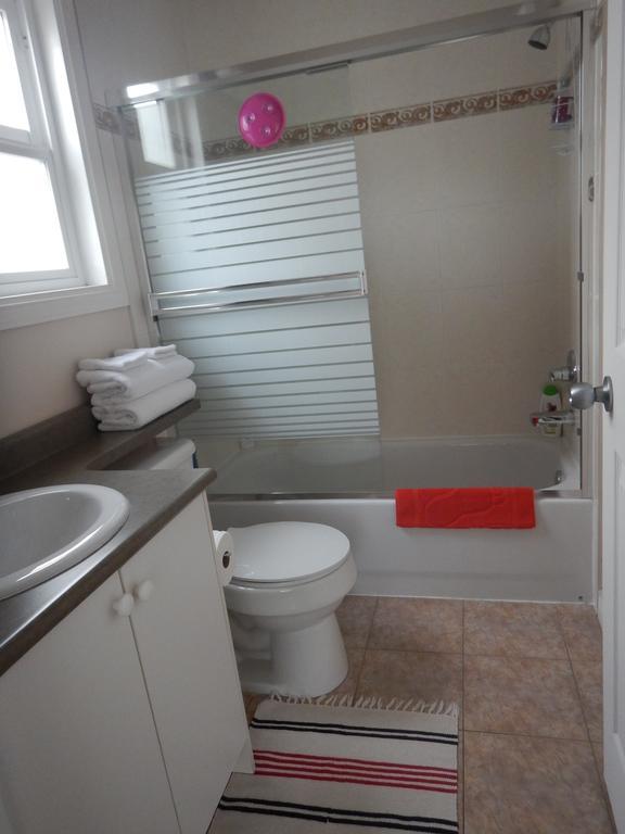Clean And Quiet 2 Bdr 2 Bthr Private Entrance Entire Guests Suite Near Coquitlam Center Mall And Skytrain Exteriör bild